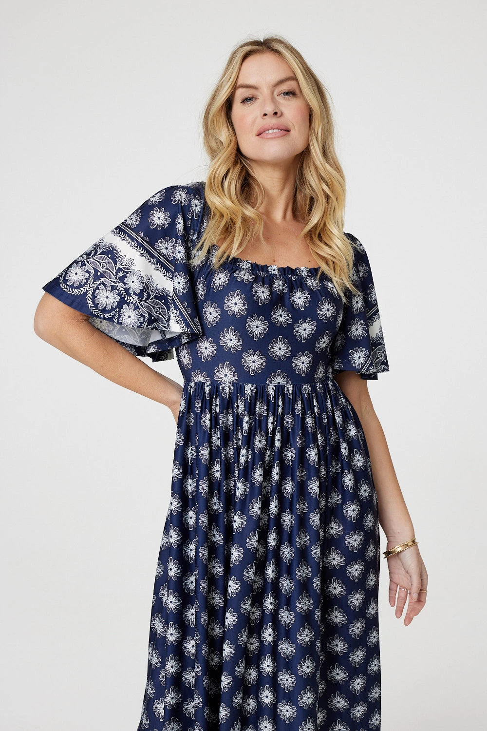 Printed 1/2 Batwing Sleeve Midi Dress 2 Printed 1/2 Batwing Sleeve Midi Dress - Image 2